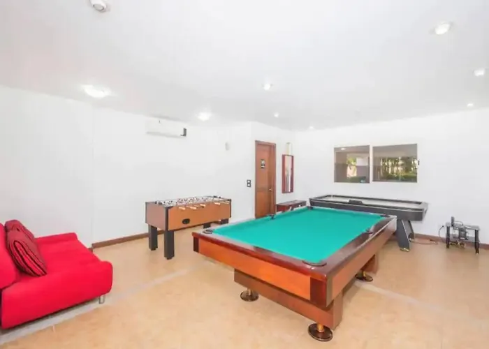 Pen16 Luxury 3bd In Excl Complex Apartment *
